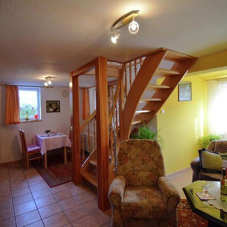 Holiday Home In Neustadt Am Rennsteig With Pond Ngoại thất bức ảnh